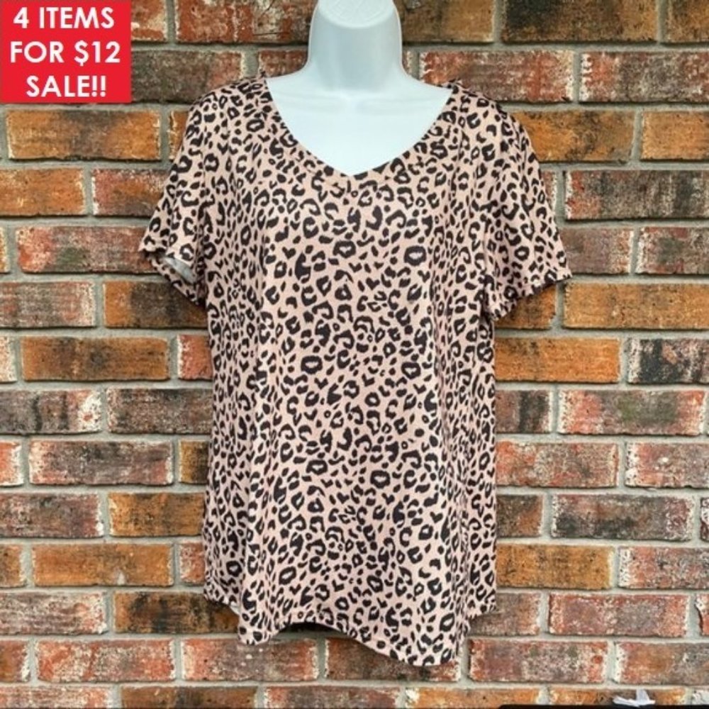 ❤️‍🔥4 For $12❤️‍🔥 V-Neck Short Sleeve T-Shirt